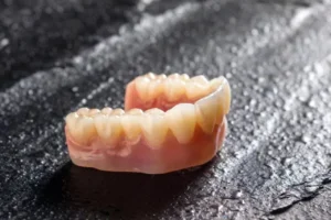 porcelain crown or zirconia crown